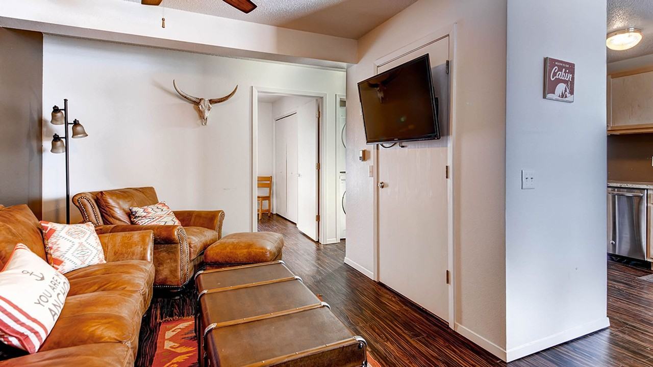 Fox Run - Photo 5 of 15