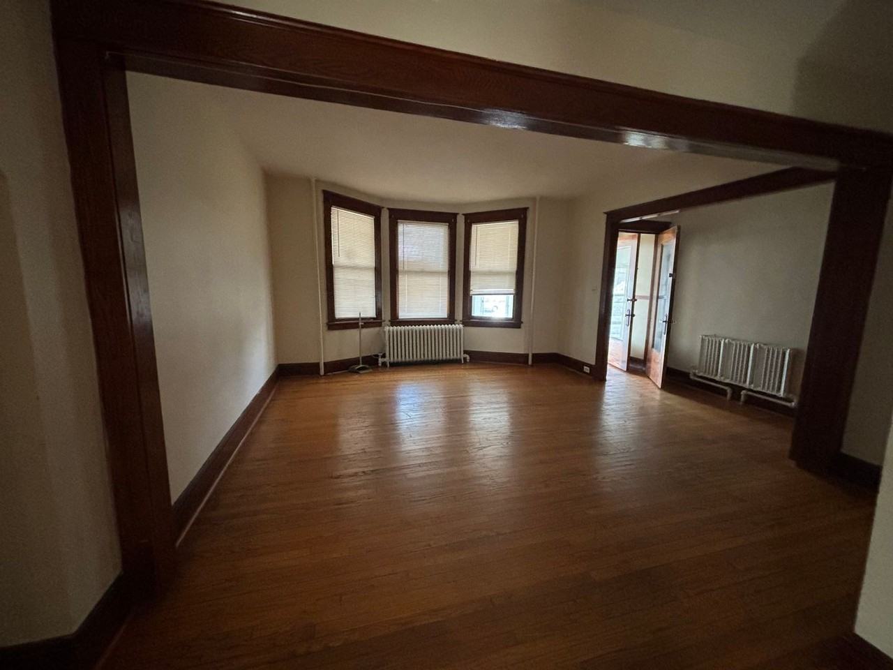 315 New Scotland Ave - Photo 2 of 7