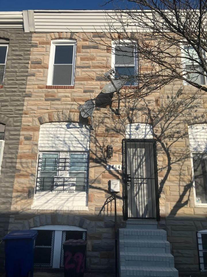 3414 Mount Pleasant Ave - Photo 2 of 6
