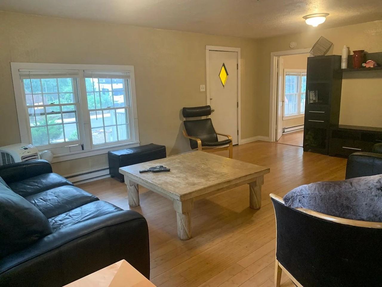 2043 Columbine Ave - Photo 6 of 50