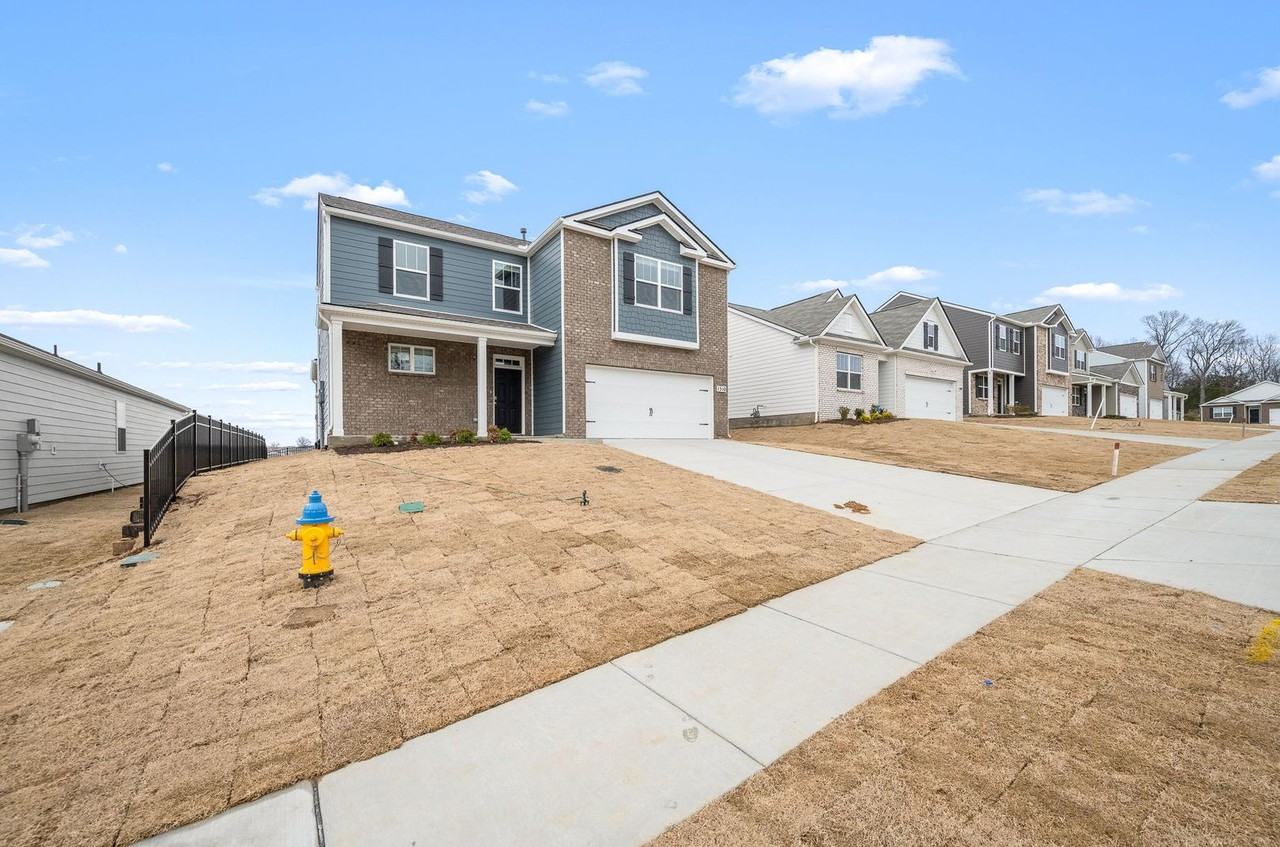 1510 Mountain View Dr - Photo 2 of 40