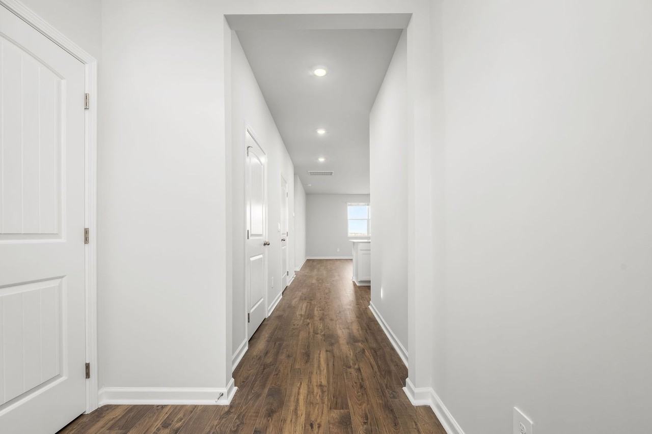 1510 Mountain View Dr - Photo 7 of 40