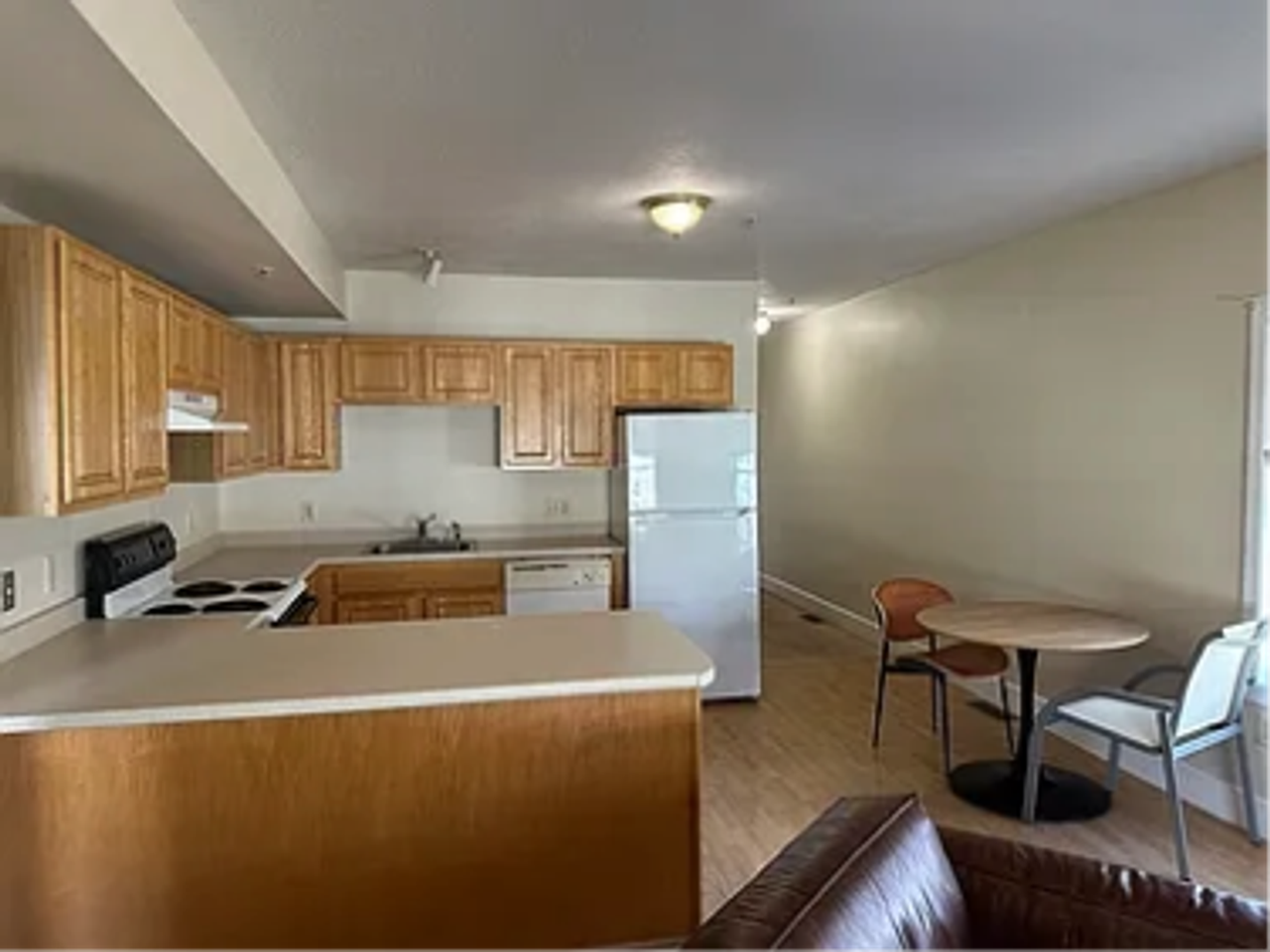 48 North St - Photo 3 of 14