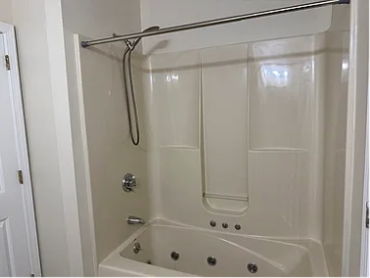 48 North St - Photo 7 of 14