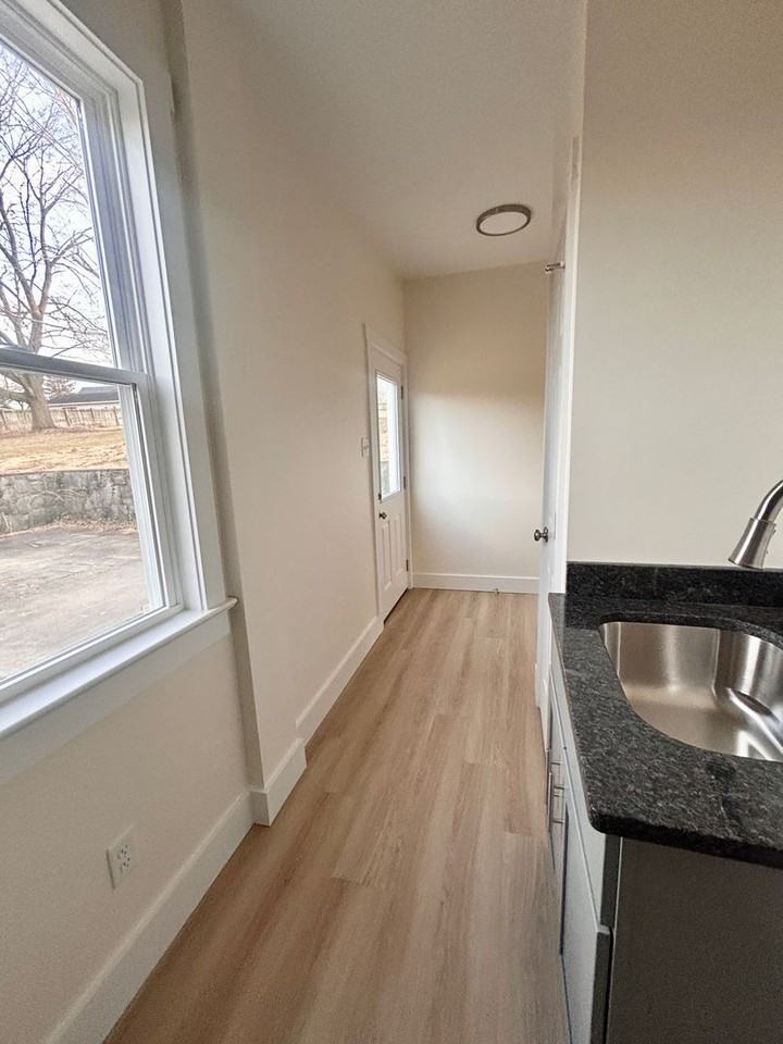 2024 Main St - Photo 7 of 26