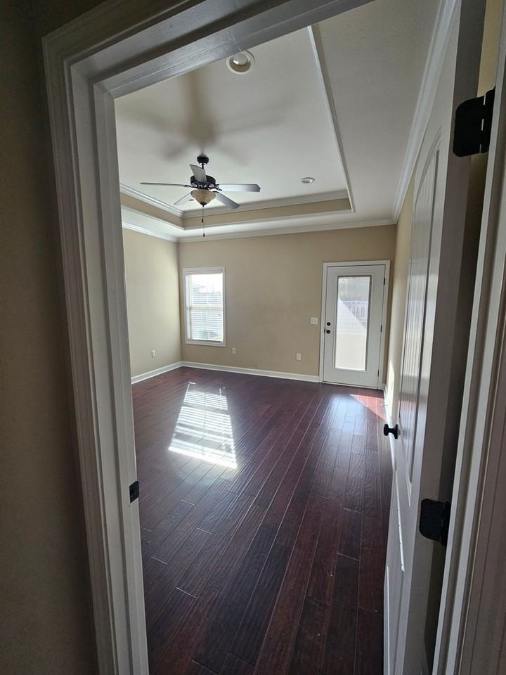 316 Central Park Cir - Photo 5 of 8