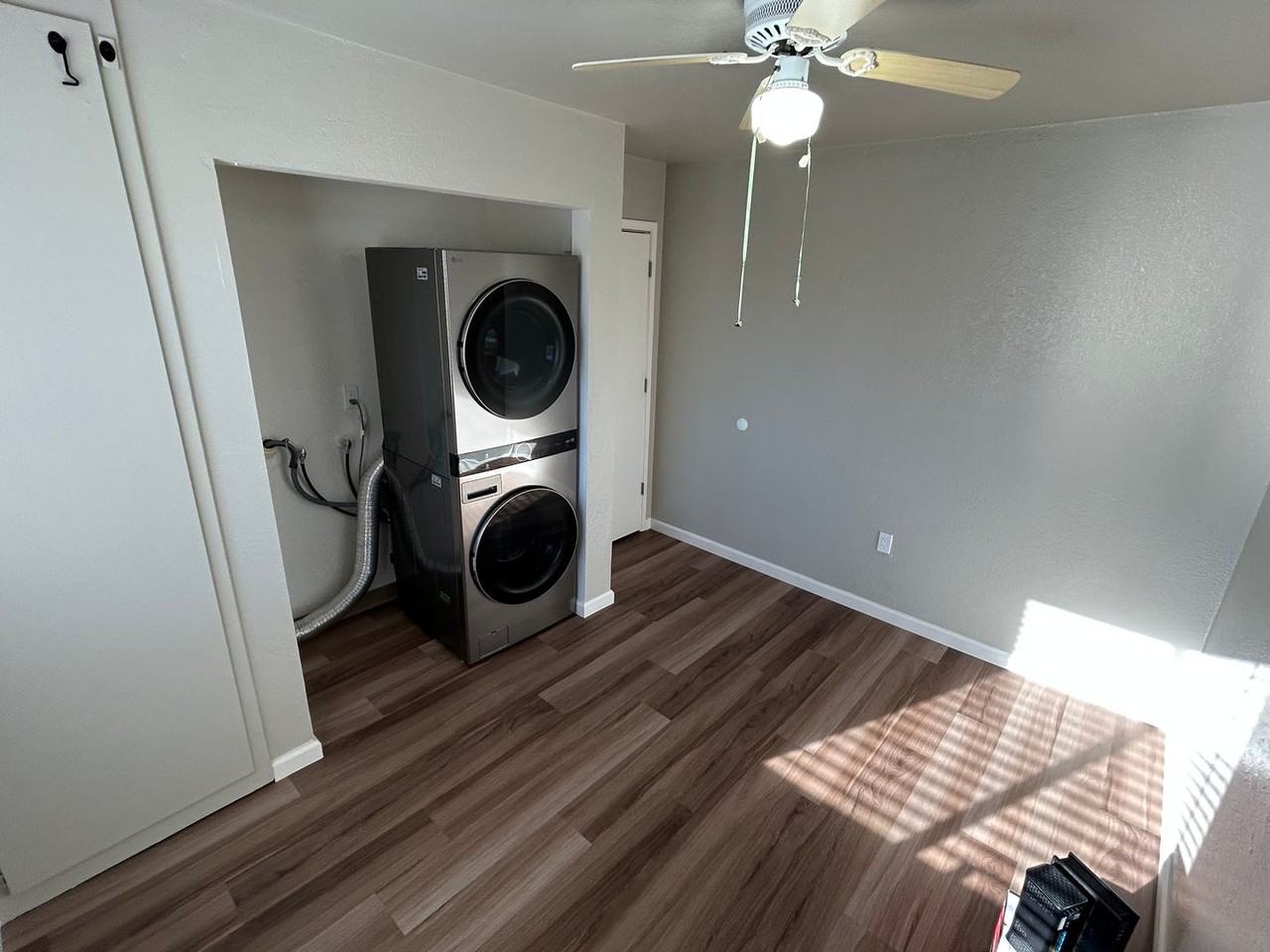 1805 Diamond St - Photo 7 of 9