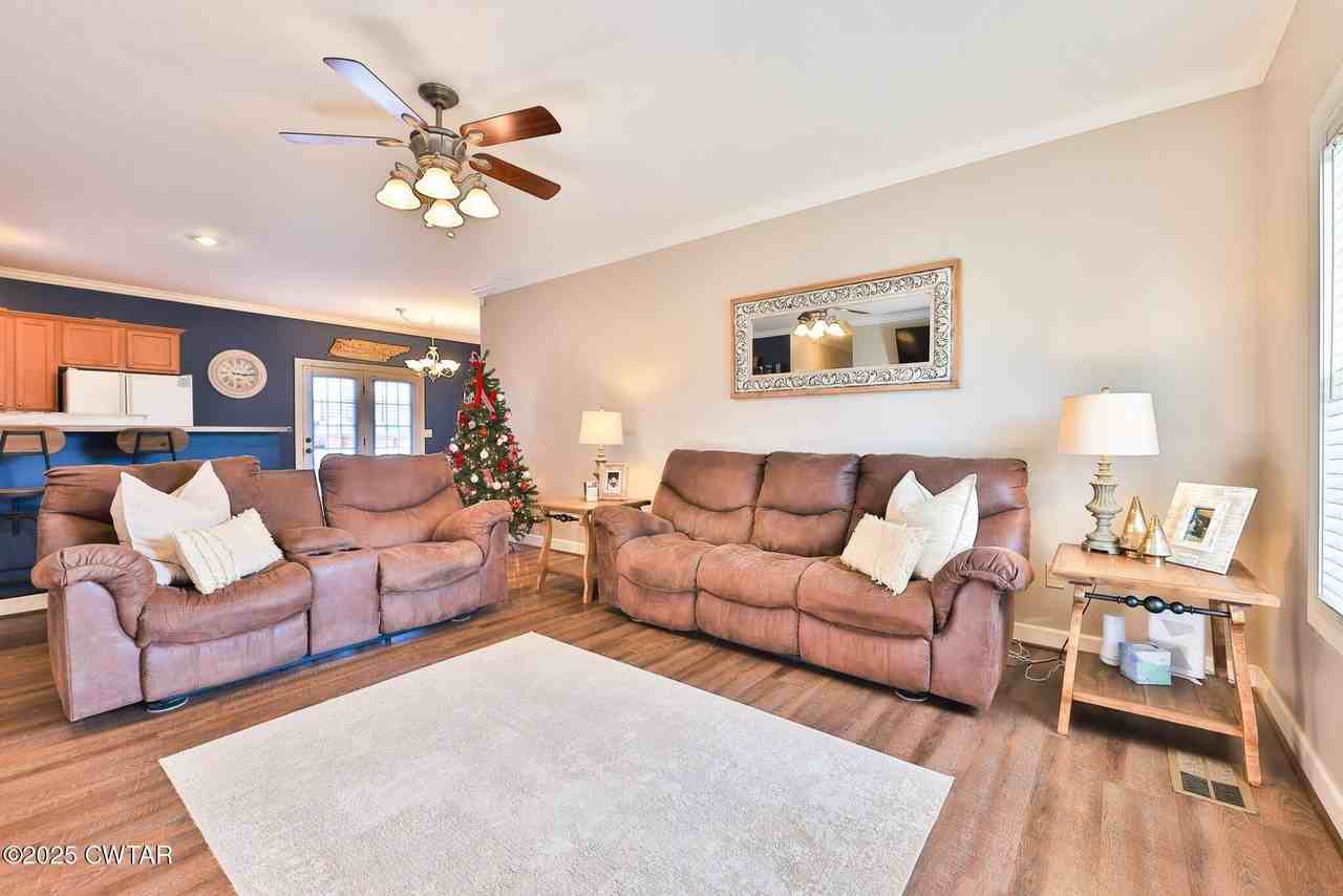 128 Dogwood Ln - Photo 6 of 15