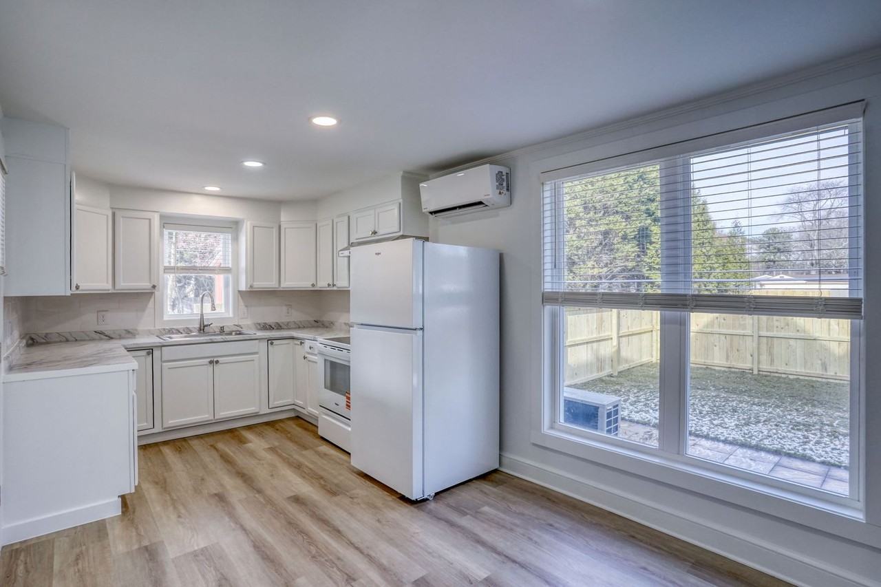 35617 Airport Rd - Photo 3 of 25