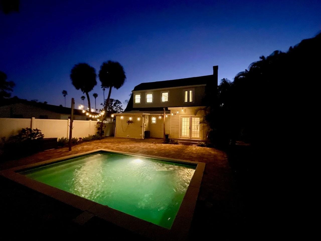 3953 Arkansas Ave Ne - Photo 5 of 50