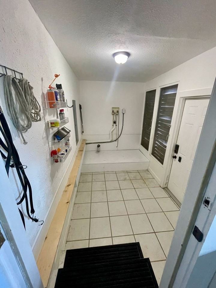 3953 Arkansas Ave Ne - Photo 7 of 50