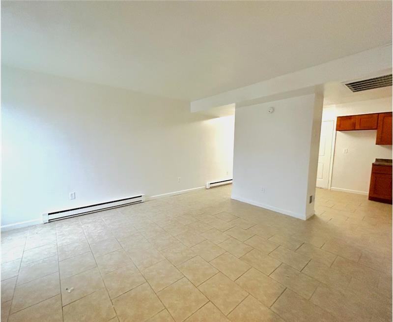 201 Burton Dr #47 - Photo 3 of 7