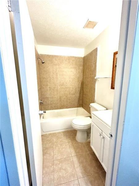 201 Burton Dr #47 - Photo 6 of 7