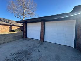 9904 Larkspur Ln - Photo 1 of 1