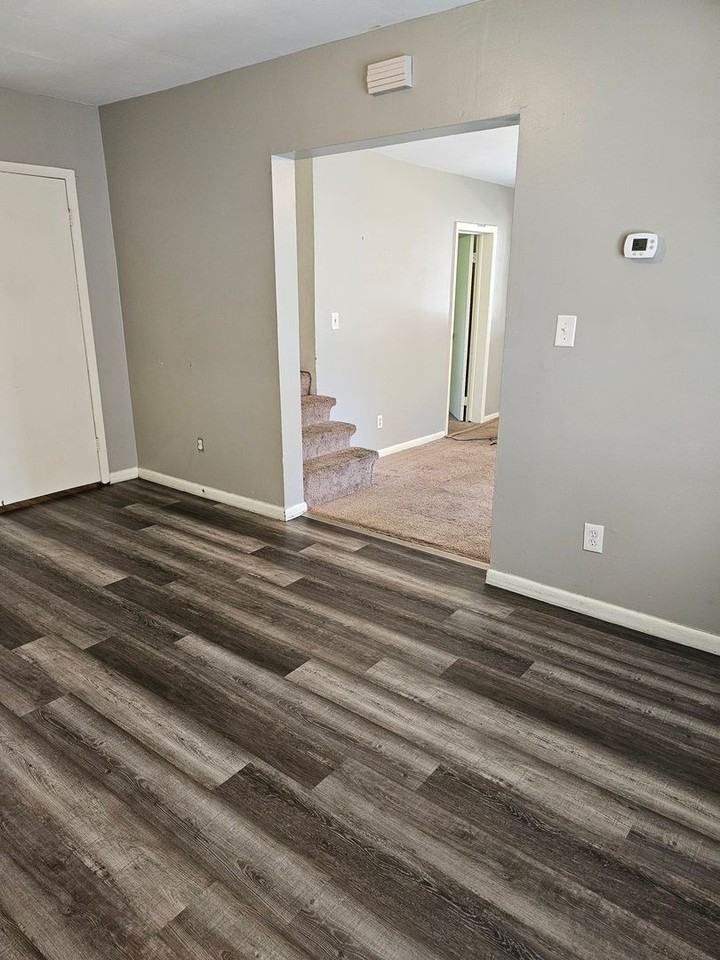 113 N 2nd St - Photo 6 of 13