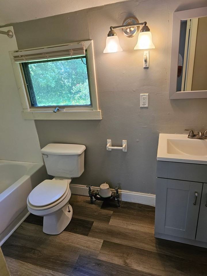 113 N 2nd St - Photo 7 of 13