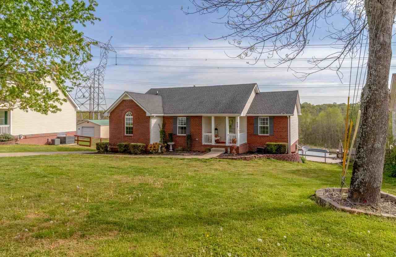 939 Drum Ln - Photo 3 of 35