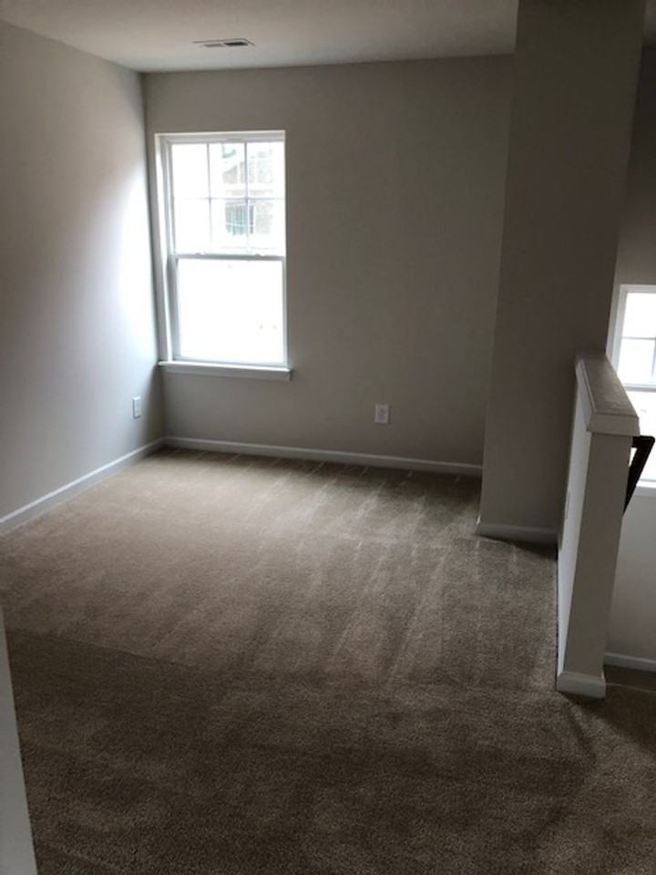 7413 Sienna Heights Pl - Photo 7 of 22