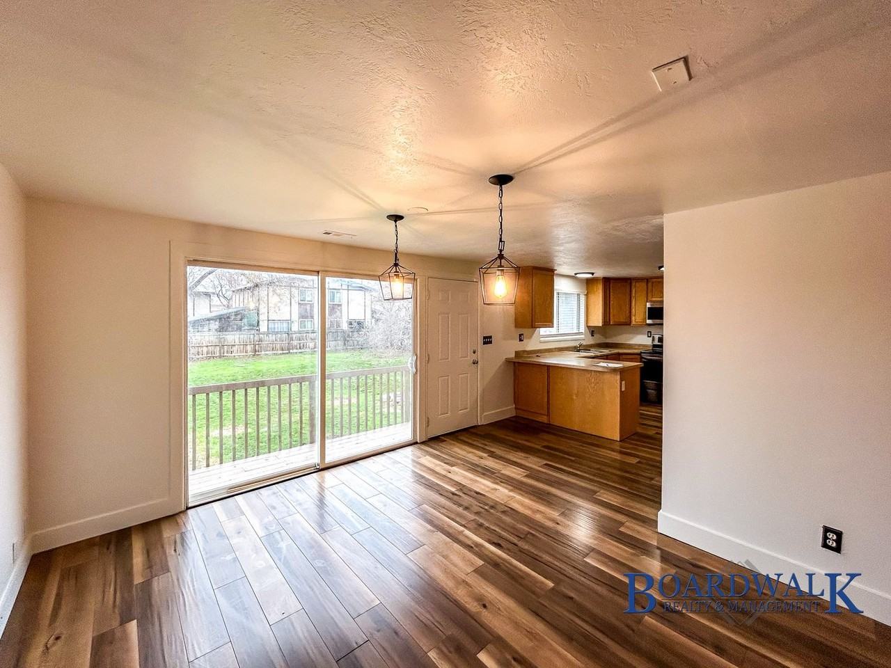 3140 S 3200 W - Photo 6 of 50