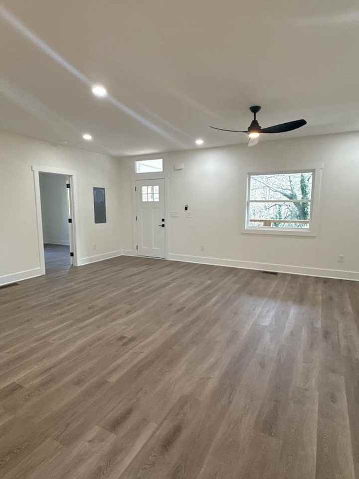 850 Ridge Ave Nw - Photo 5 of 12