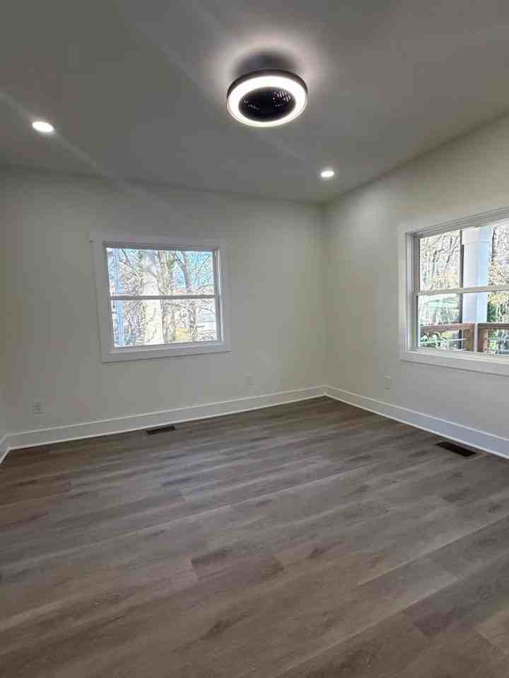 850 Ridge Ave Nw - Photo 6 of 12