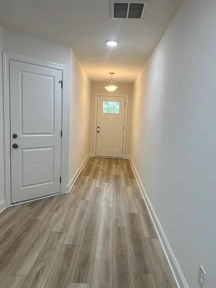 9221 Walnut Hill Rd Nw - Photo 2 of 10