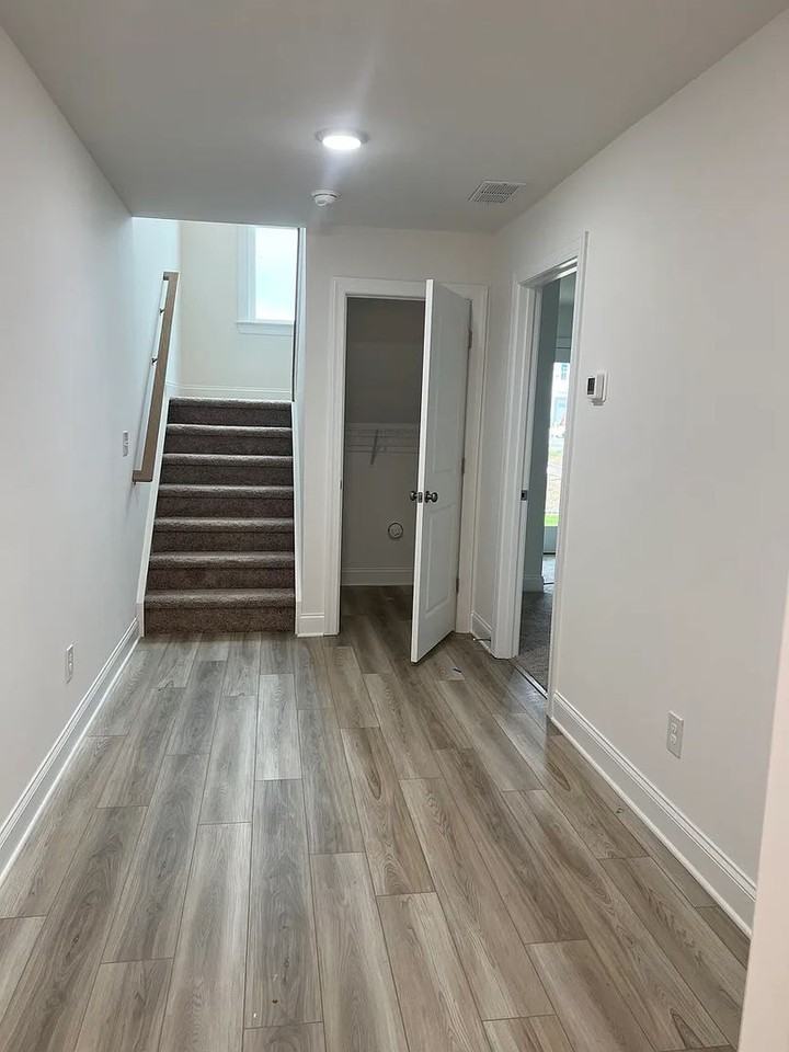 9221 Walnut Hill Rd Nw - Photo 3 of 10