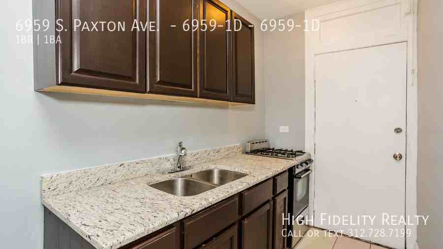 6949-59 S. Paxton - Photo 6 of 19