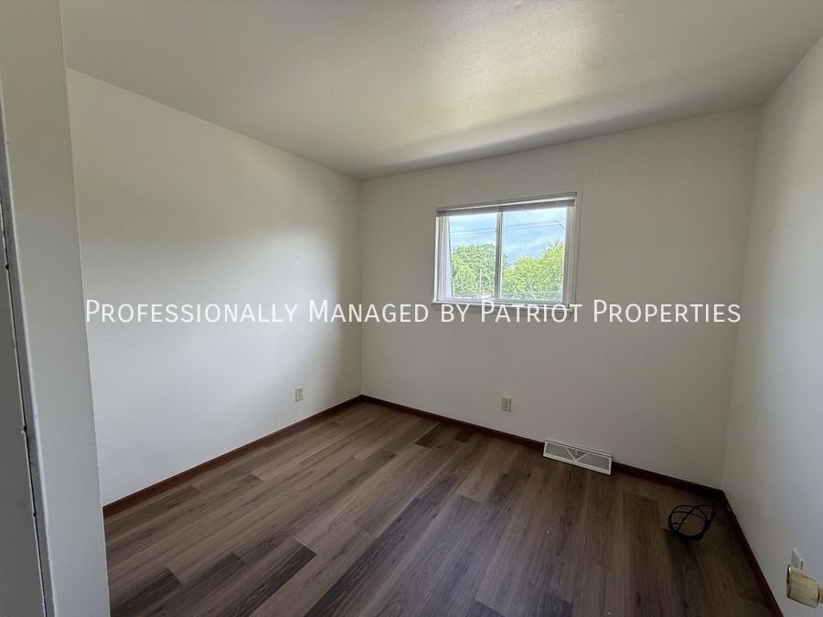 Independence Park Townhomes - Photo 6 of 9