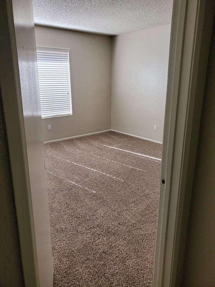 Grand Terrace - Photo 5 of 9