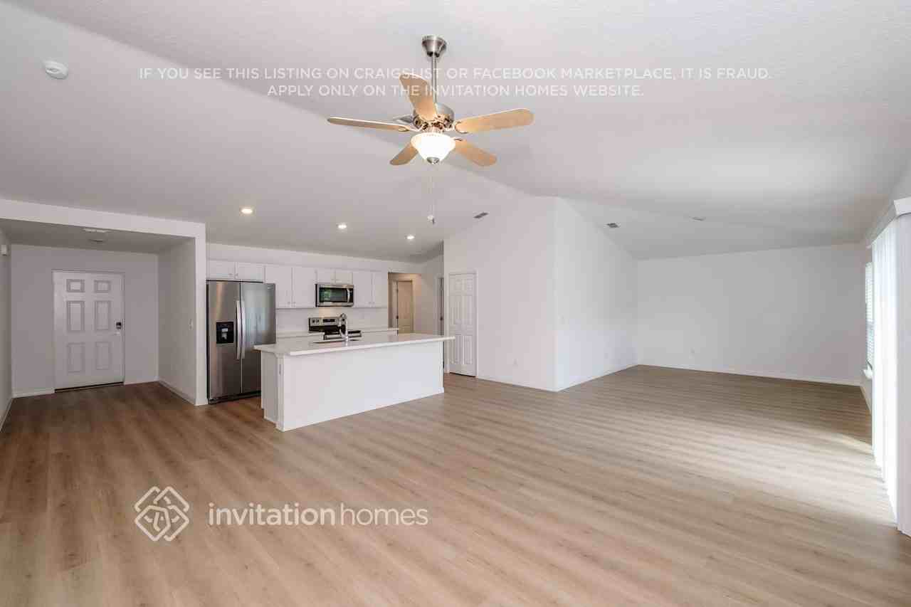 22 Poinsettia Ln - Photo 4 of 16