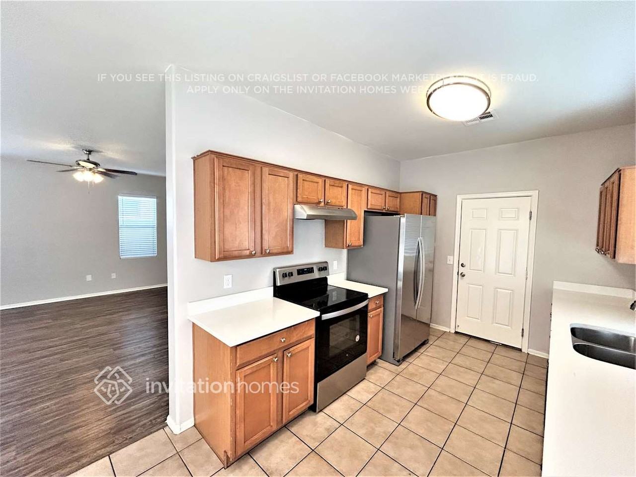 4034 W Carter Rd - Photo 3 of 14