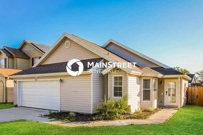 7610 Pacific Heights Cir - Photo 3 of 16