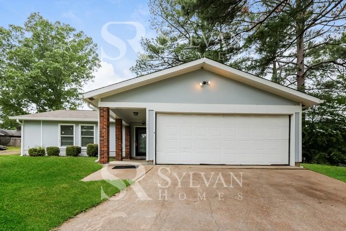 128 Berryhill Pl - Photo 3 of 16