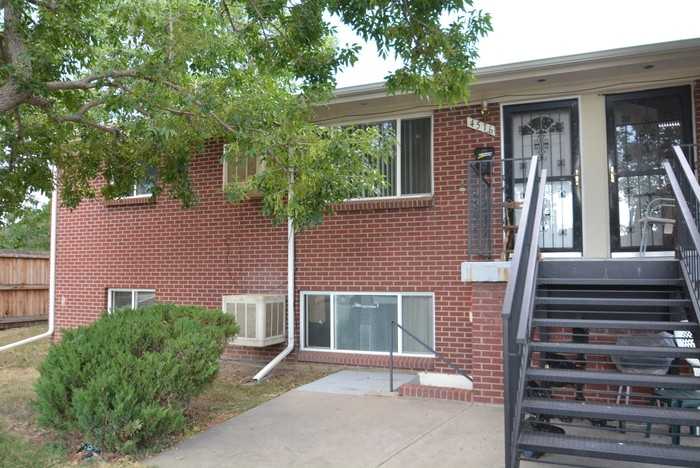 4516 Flower St - Photo 2 of 9