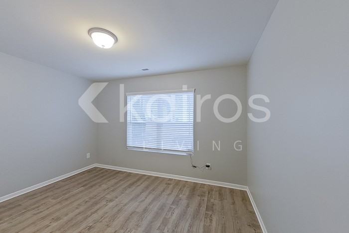 1180 Amberlight Cir - Photo 7 of 23