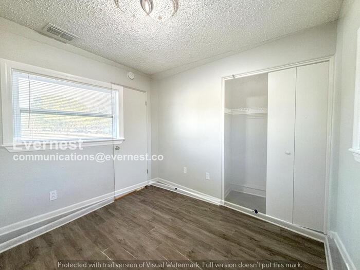 300 S Palermo Ave - Photo 6 of 22