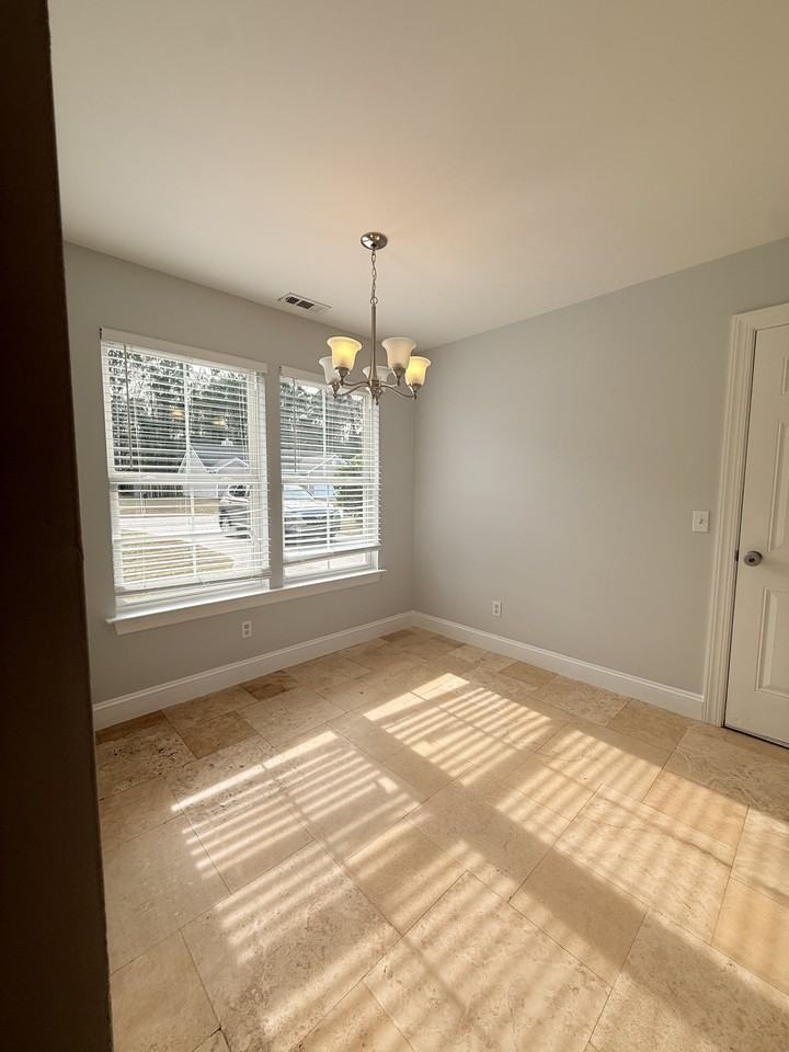 34 Wintergreen Dr #1 - Photo 6 of 20