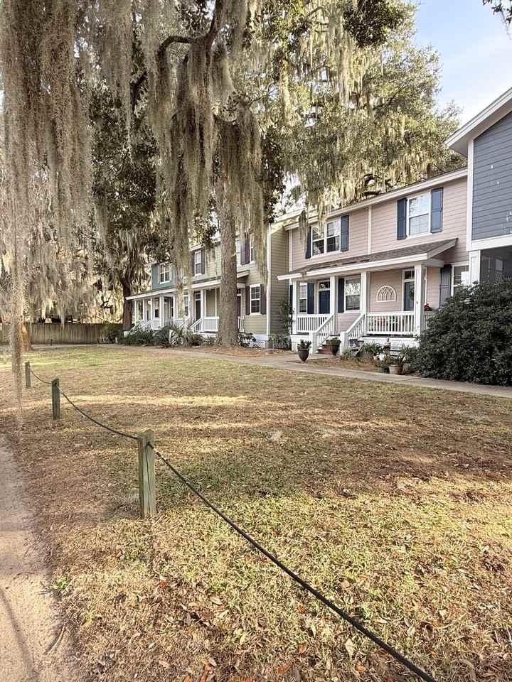 817 15th Street - 1Unit D #1 - Photo 2 of 18