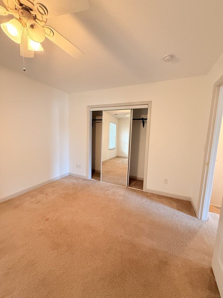 817 15th Street - 1Unit D #1 - Photo 7 of 18