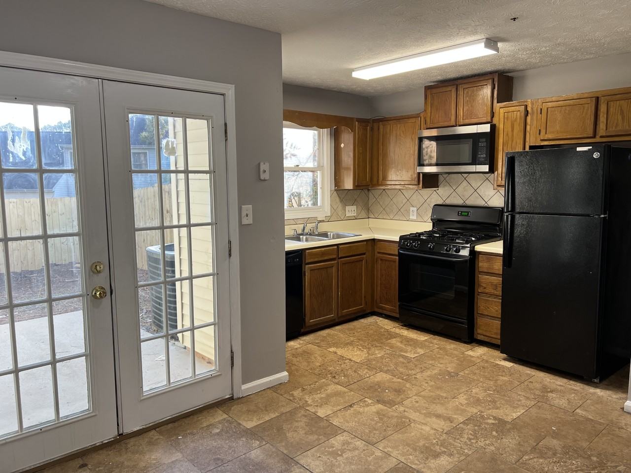 2259 Wellington Cir #1 - Photo 5 of 10