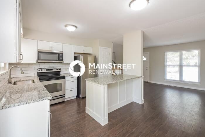 2551 S Kittredge Way - Photo 6 of 18