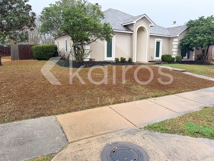 8440 Plantation Xing - Photo 2 of 30