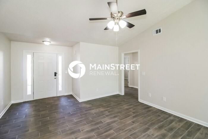 10381 Commons Xing - Photo 4 of 19