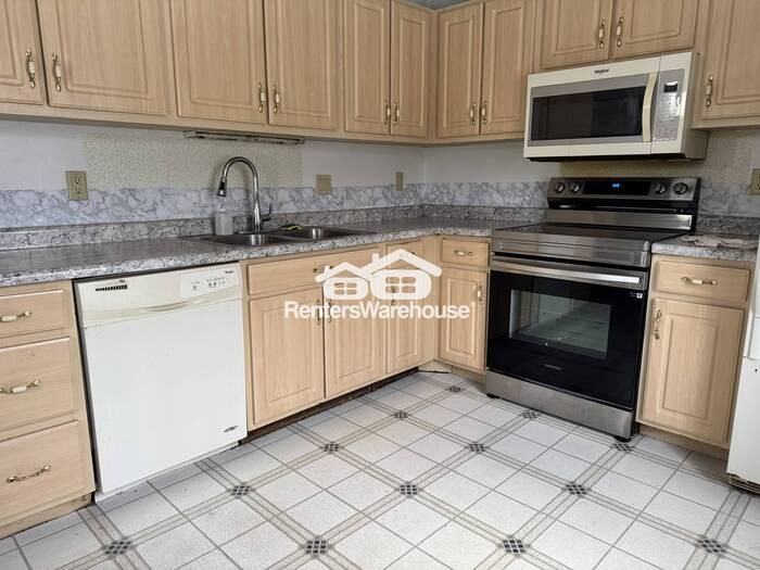 1514 N Timber Rdg - Photo 4 of 25