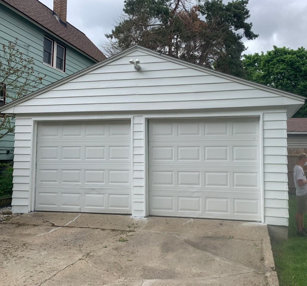 Fremont (703 Fremont Ave NW Grand Rapids MI 49504) - Photo 3 of 4