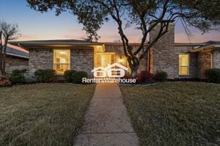 2417 Parkhaven Dr - Photo 1 of 1