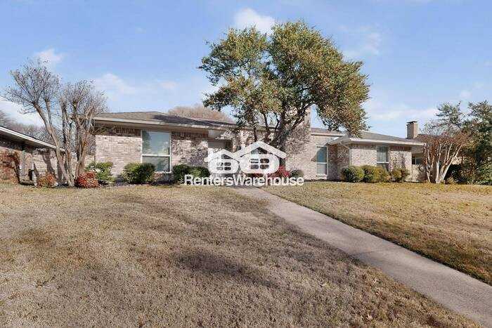 2417 Parkhaven Dr - Photo 4 of 43