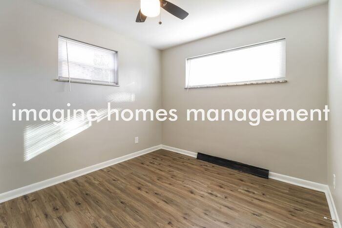 825 Gilcrest Ln - Photo 7 of 16