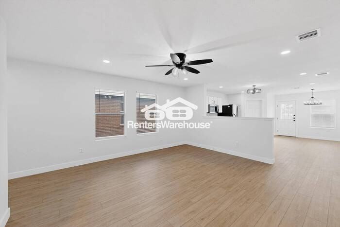 12712 Feathering Dr - Photo 7 of 41